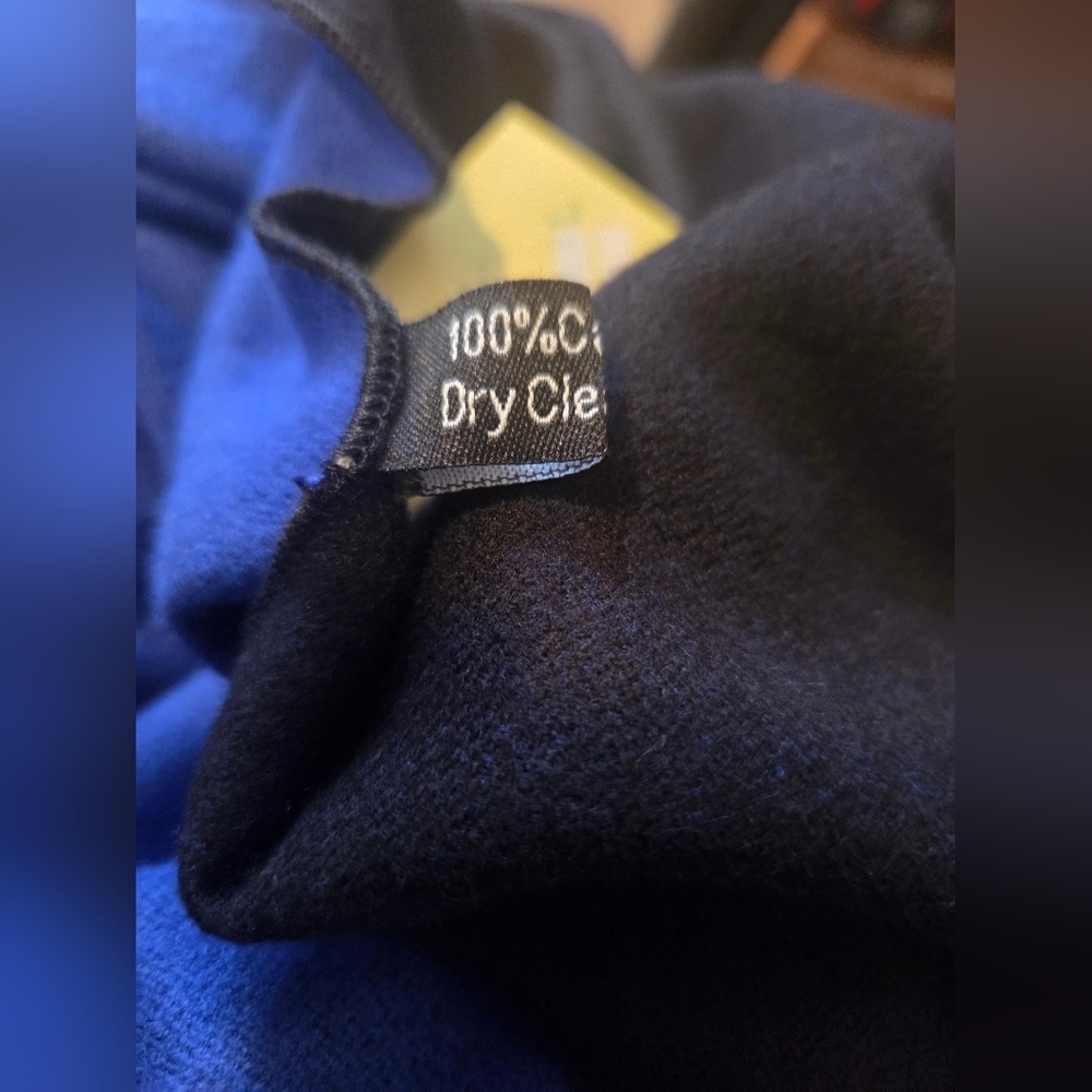Elegant Black and Blue Women's Cape 100% Cashmere - Picture 9 of 11